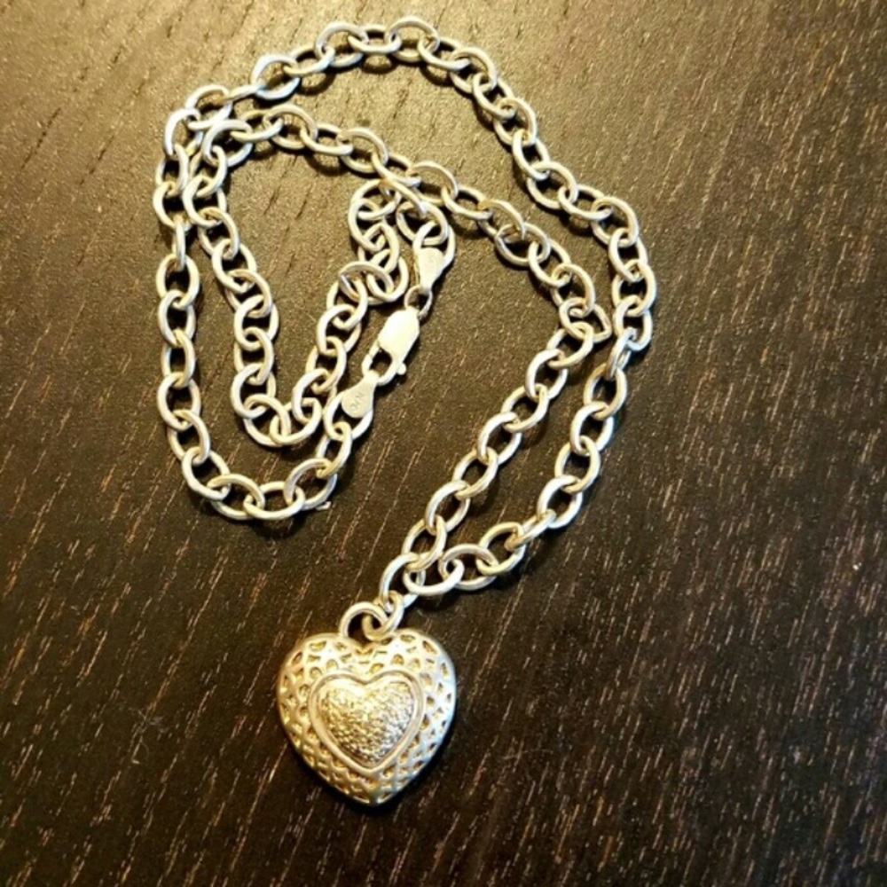 Sterling silver heart charm necklace